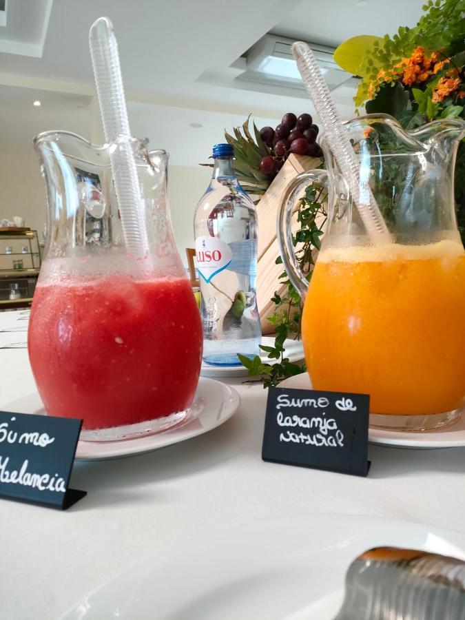 Pedrogao Guesthouse Exteriér fotografie A typical Portuguese breakfast